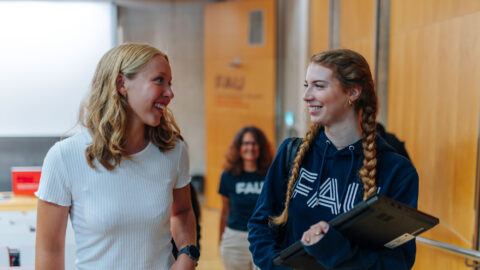 Symbolbild zum Artikel. Der Link öffnet das Bild in einer großen Anzeige.