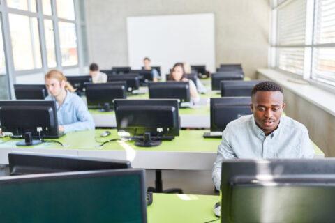 Symbolbild zum Artikel. Der Link öffnet das Bild in einer großen Anzeige.